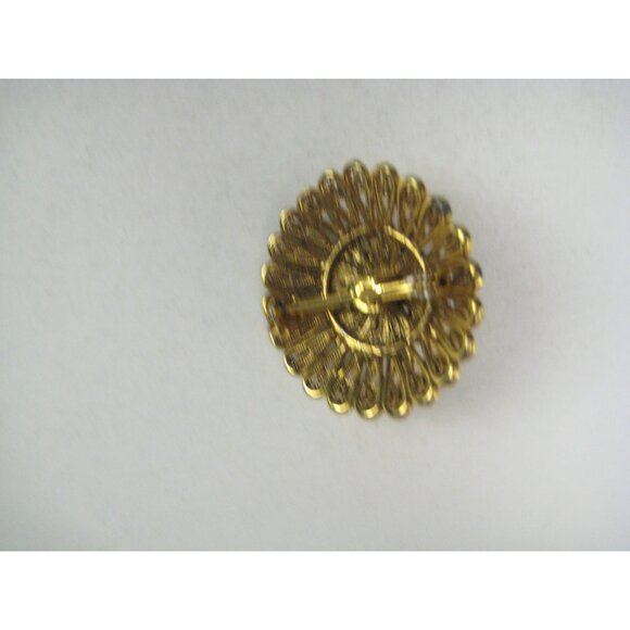Vintage 1950 Goldtone Filigree Flower Brooch Faux Pearl Rhinestones - Picture 4 of 5